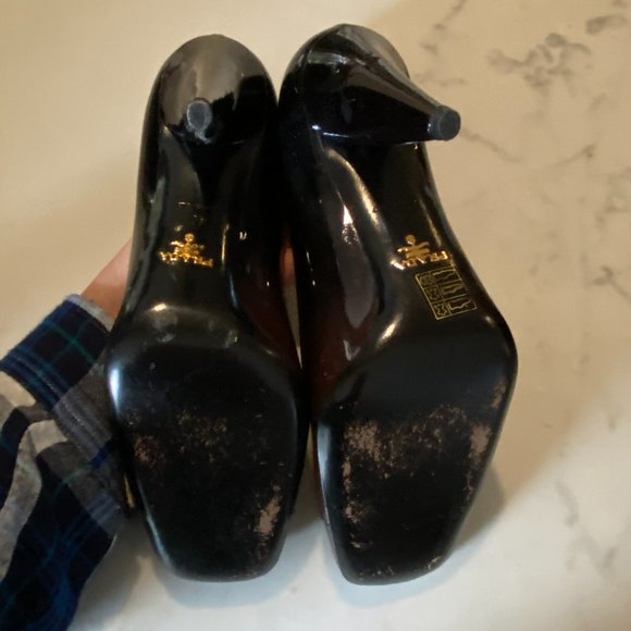 prada patent leather pumps w/ buckle - Picture 8 of 9